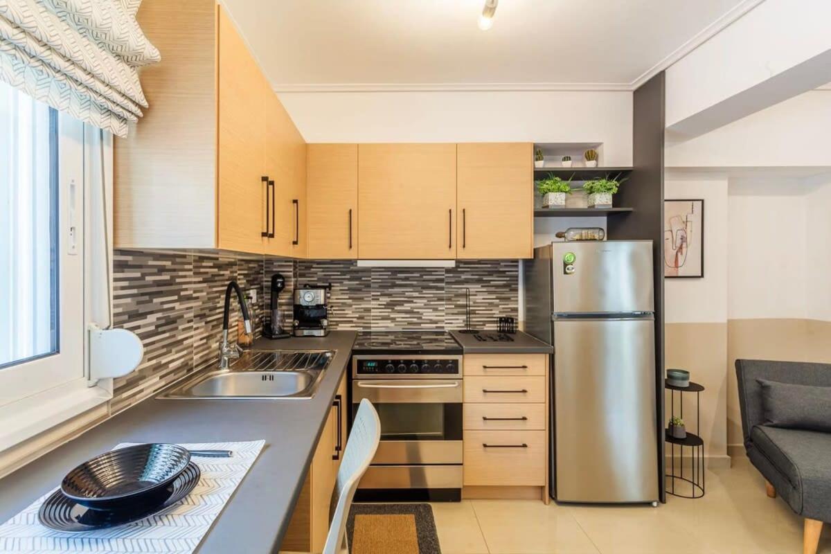 Kalamata Lime Studio - Cozy Gem With Private Parking Kültér fotó