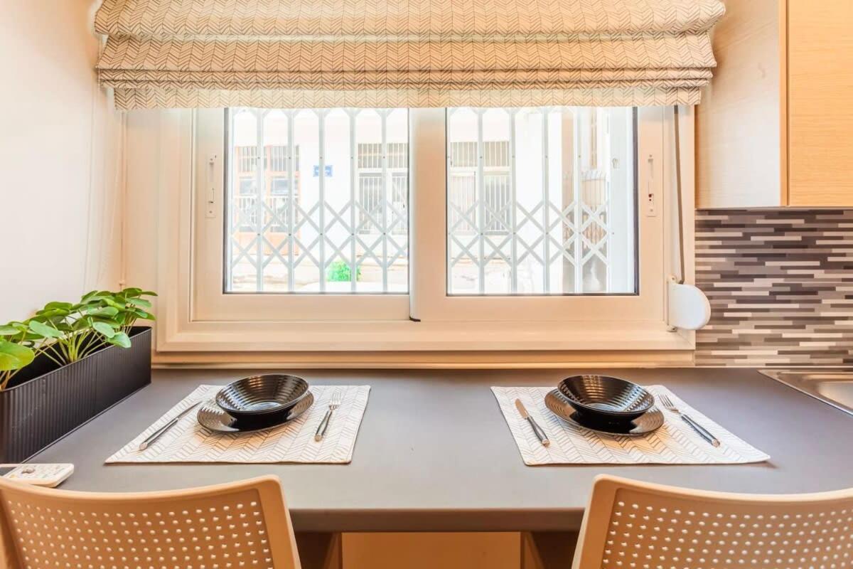 Kalamata Lime Studio - Cozy Gem With Private Parking Kültér fotó